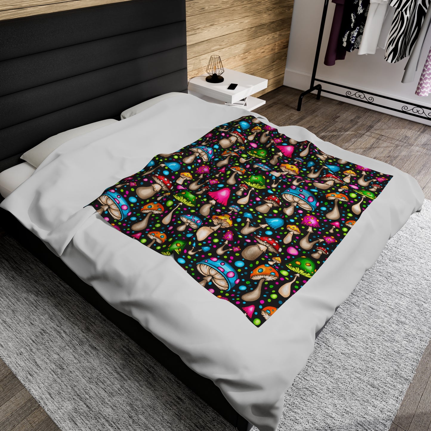 Magic Mushroom Velveteen Plush Blanket Throw Blanket